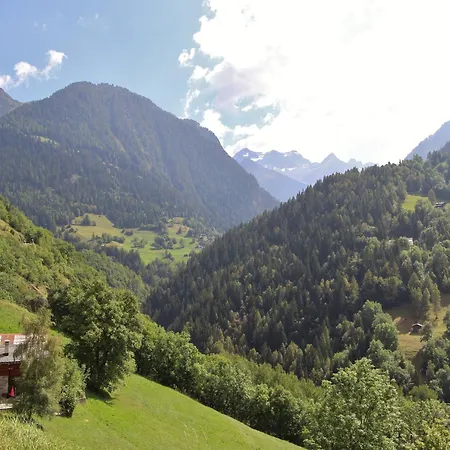 Alpesi faház In Wiler Near Lift & Views