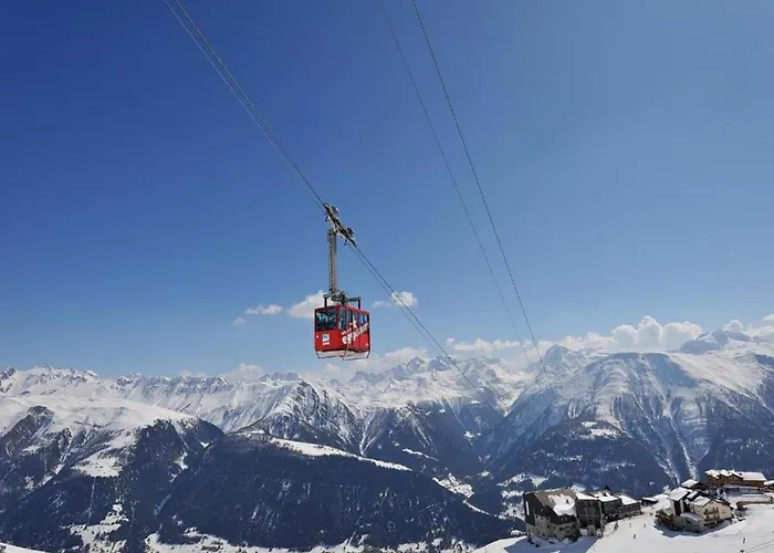 샬레 In Wiler Near Lift & Views