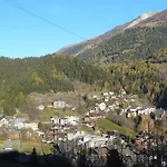 In Wiler Near Lift & Views Chalet *